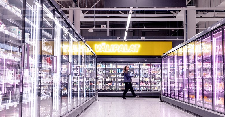 Uusi S-market Oulunsalossa tuottaa kylmästä lämpöä kaukolämpöverkkoon.